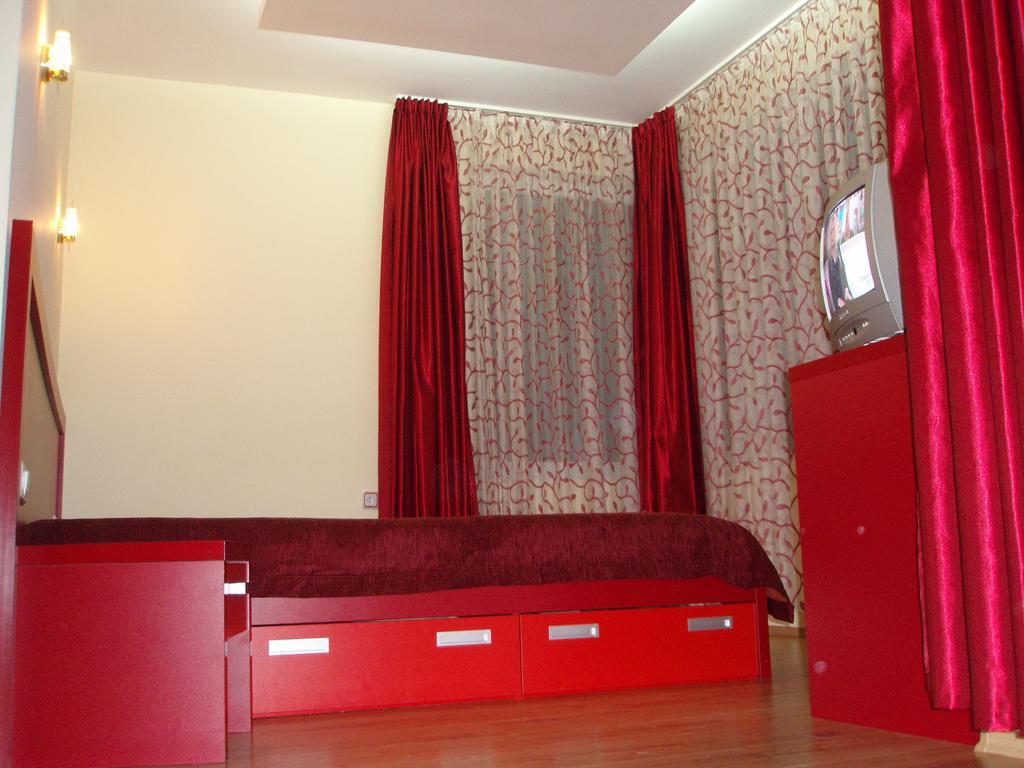 Mania Guest House Калофер Номер фото