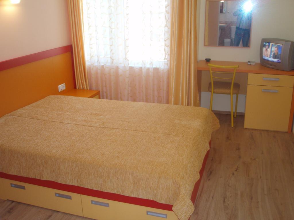 Mania Guest House Калофер Номер фото