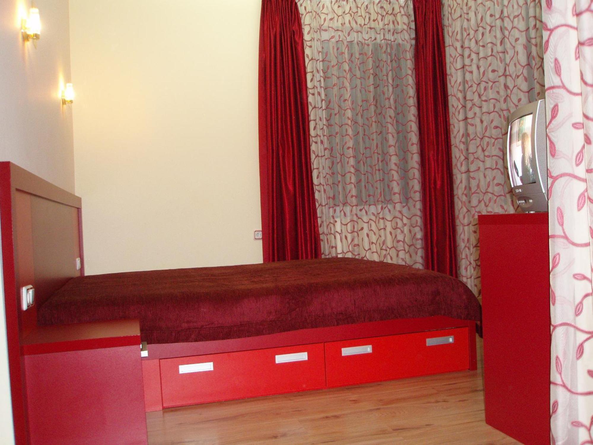 Mania Guest House Калофер Номер фото